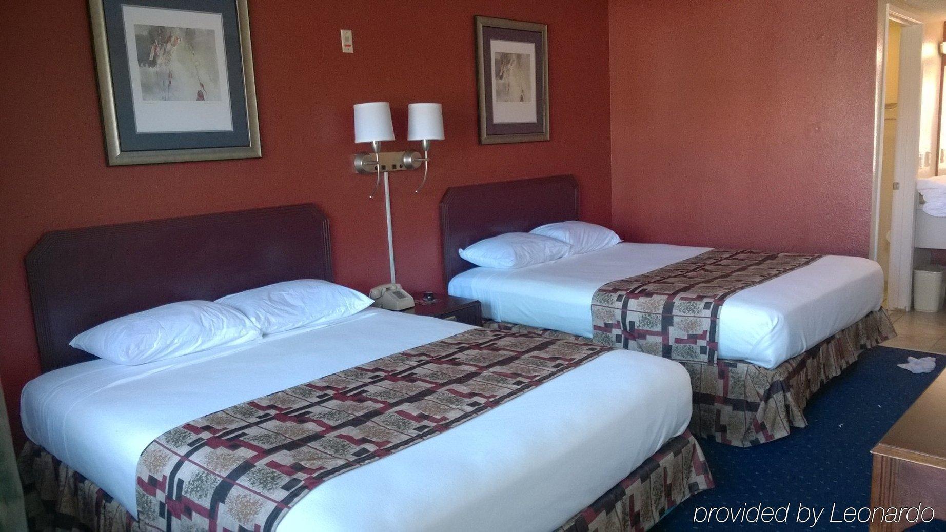University Inn Фресно Экстерьер фото