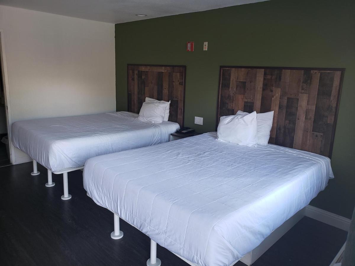 University Inn Фресно Экстерьер фото